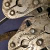 Merkteken Klemschaats schaatsenmaker R. Weigand, Remscheid (Duitsland)