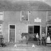 Foto ca.1898 smederij Dirk van den Bosch