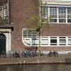 Amsterdam - Gebouw: Venster in de vorm van een schaats