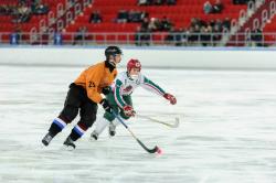 Nederland - Hongarije tijdens WK Bandy 2015